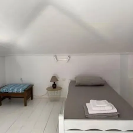 Cycladic Dollshouse Ferienhaus Batsi